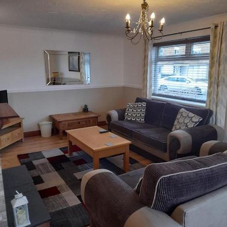 Quiet 3 Bed Close To The A1 นิวตัน เอย์คลิฟฟ์ ภายนอก รูปภาพ