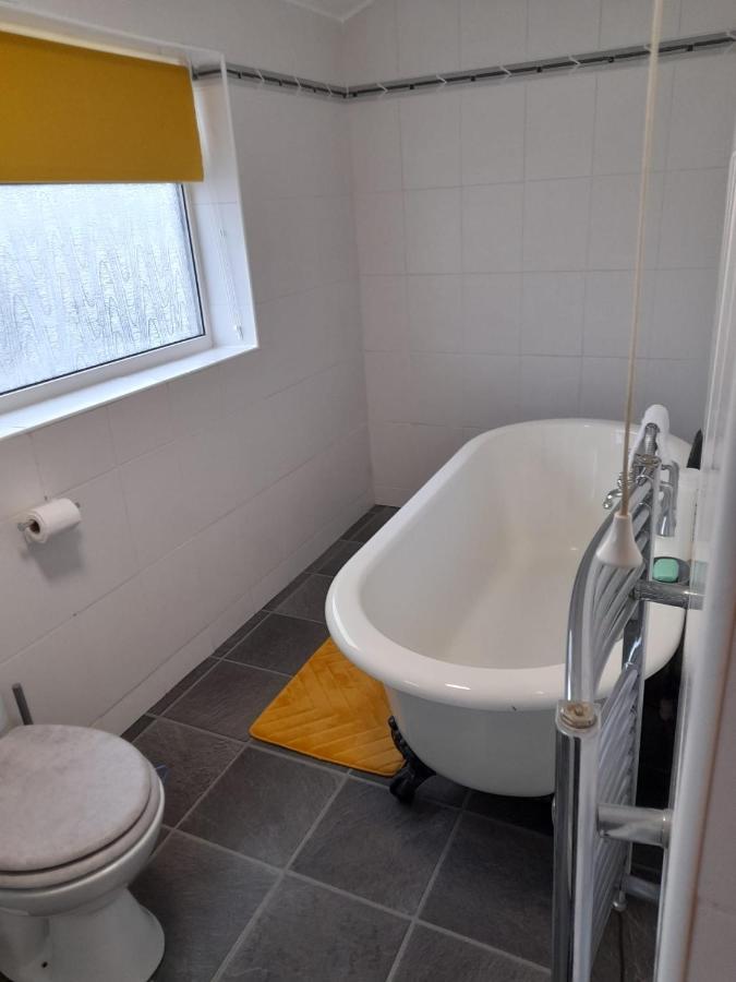 Quiet 3 Bed Close To The A1 นิวตัน เอย์คลิฟฟ์ ภายนอก รูปภาพ