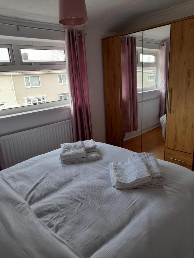 Quiet 3 Bed Close To The A1 นิวตัน เอย์คลิฟฟ์ ภายนอก รูปภาพ